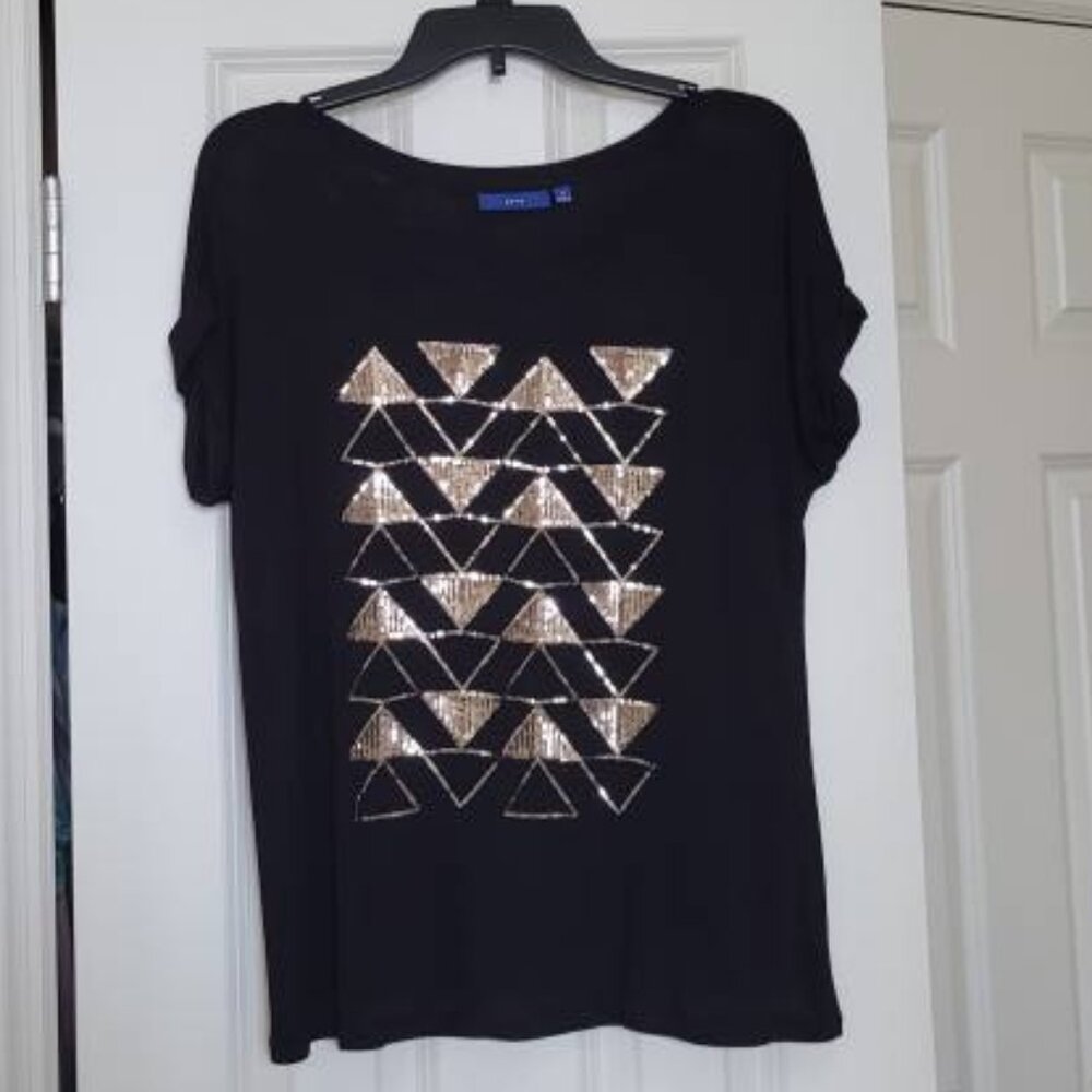 Apt 9 Ladies M black short cap sleeve tee embellished with gold sequins